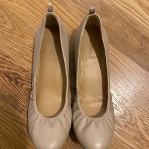 NEVER BEEN WORN J CREW flats